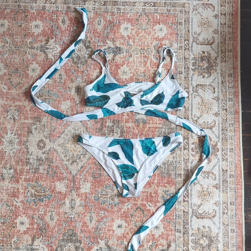 Leaf Print Bikini Set